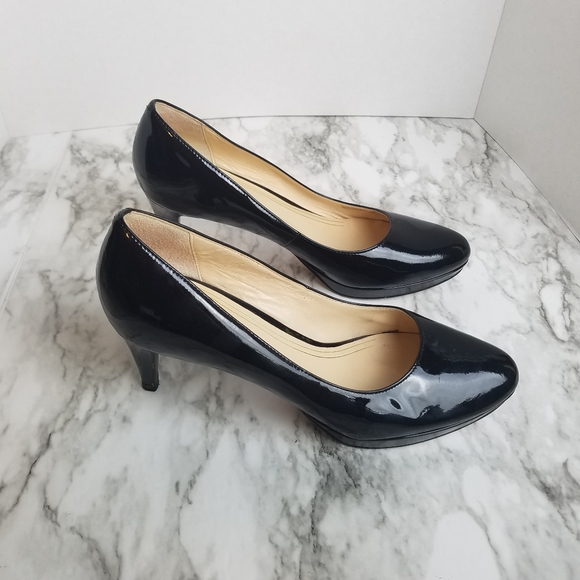 Cole Haan Black Heels Size 9 1/2 B Patent - Picture 3 of 6